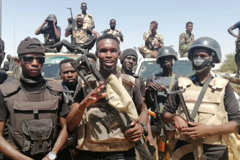 1001235875-1751311674